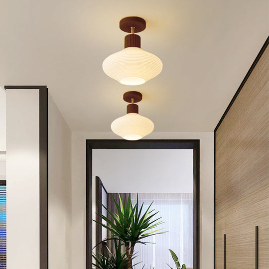 Moderne Japandi Plafondlamp – Walnoot & Hout met Glazen Kap