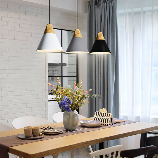 Ovia – Scandinavische Hanglamp van Hout & Aluminium