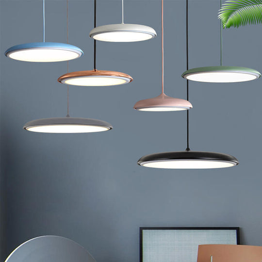 Moderne Kleurrijke LED Hanglamp  met Scandinavisch Design
