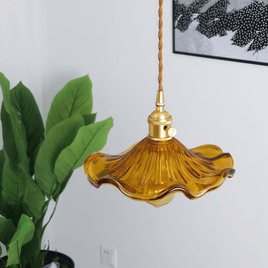 Elegante Glazen Hibiscusbloem Hanglamp met Stijlvol Design