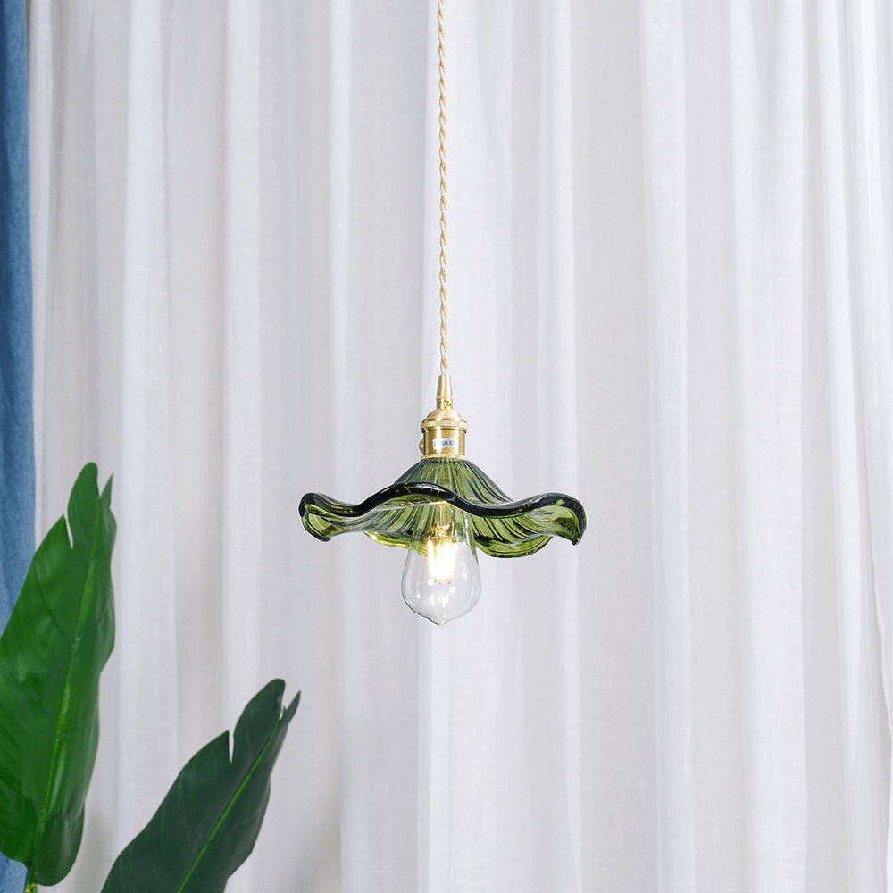 Elegante Glazen Hibiscusbloem Hanglamp met Stijlvol Design