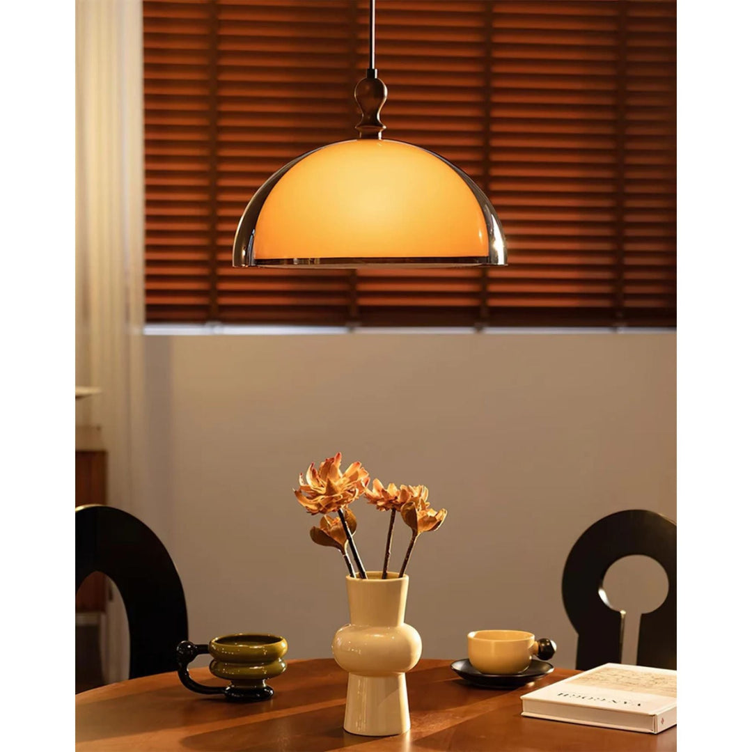 Hanglamp van Walnoothout & Acryl – Klassiek & Modern