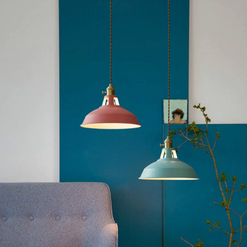 Retro Hanglamp in pastel kleuren voor een Abstract Design