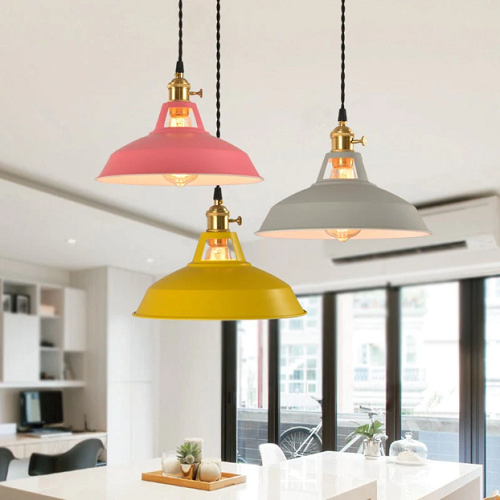 Retro Hanglamp in pastel kleuren voor een Abstract Design