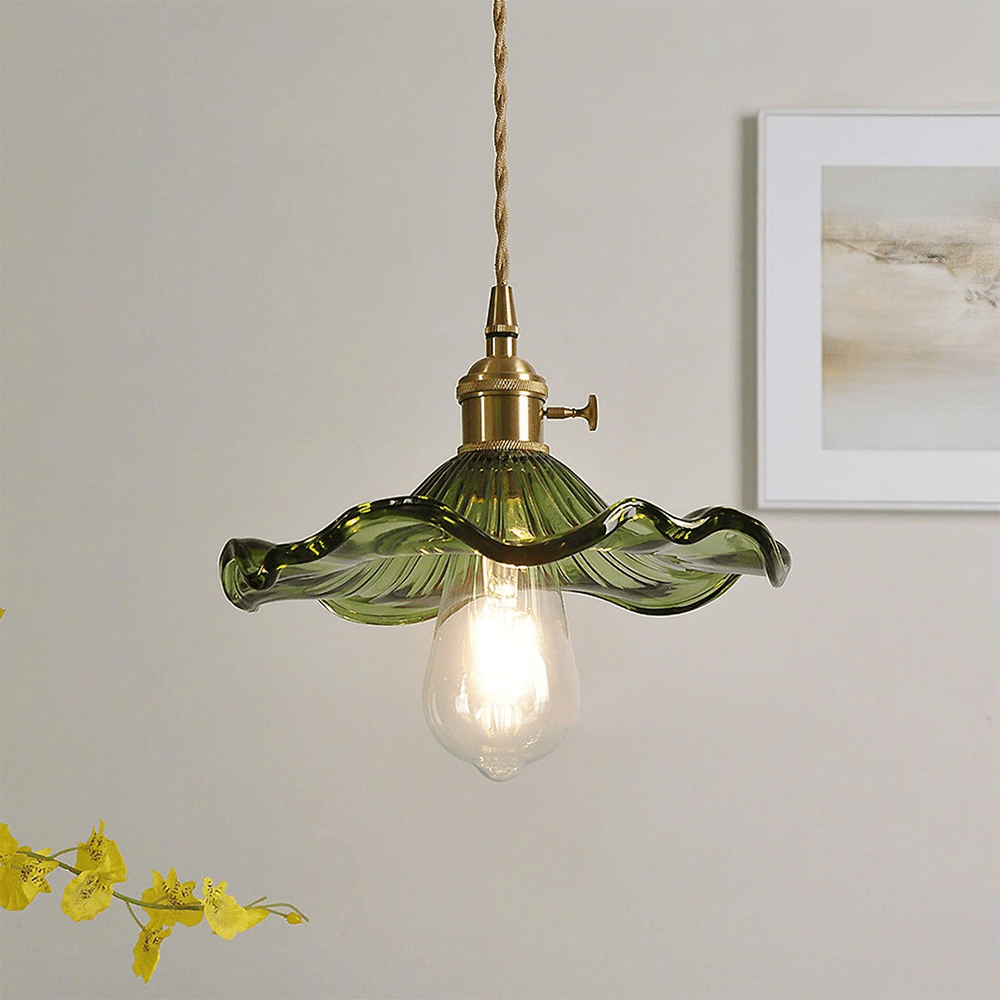 Elegante Glazen Hibiscusbloem Hanglamp met Stijlvol Design