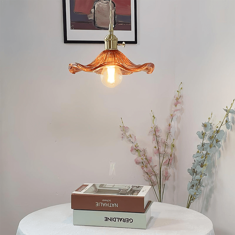 Elegante Glazen Hibiscusbloem Hanglamp met Stijlvol Design