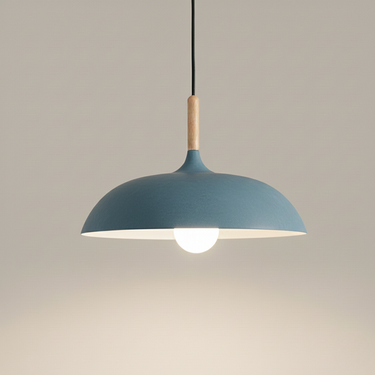 Kleurrijke Metalen Hanglamp met Houten Accent – Twee Maten