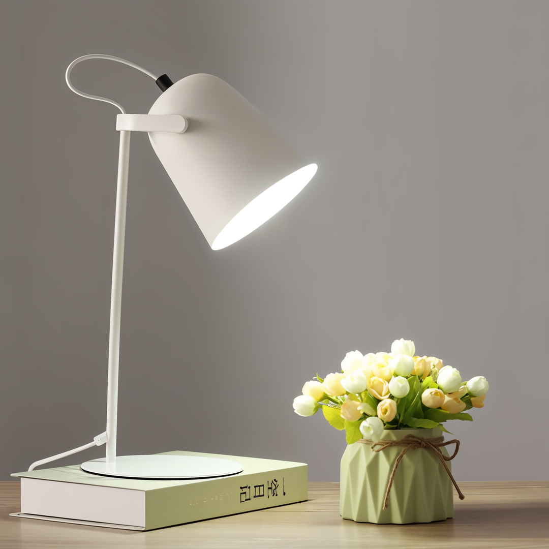 Kleurrijke Bureaulamp met Scandinavisch Design