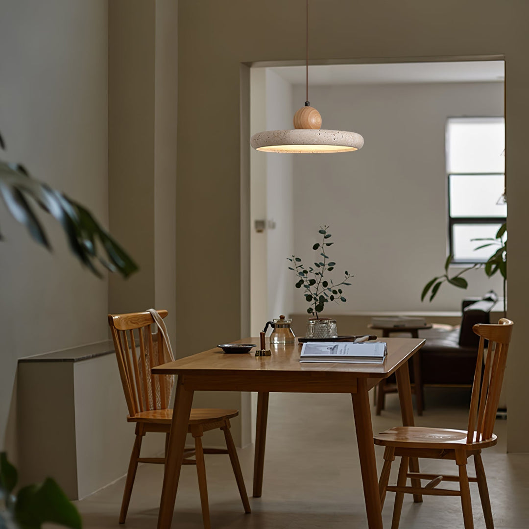 Travertin en Houten Hanglamp met Natuursteen Design en Warm LED Licht