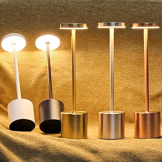 Elegante H-Vormige LED Designlamp met USB-C Oplaadfunctie